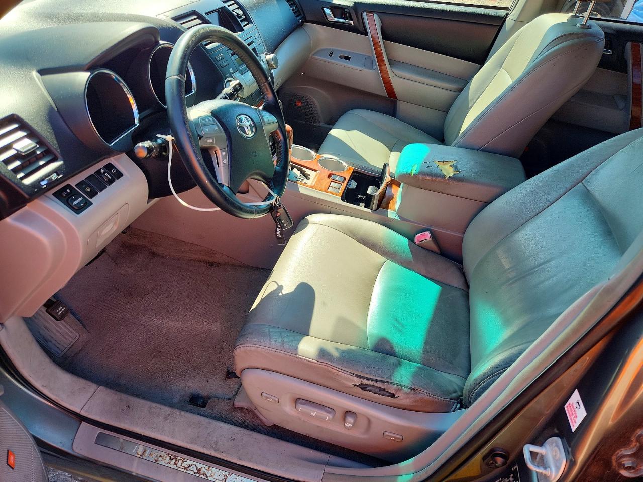 2008 TOYOTA HIGHLANDER