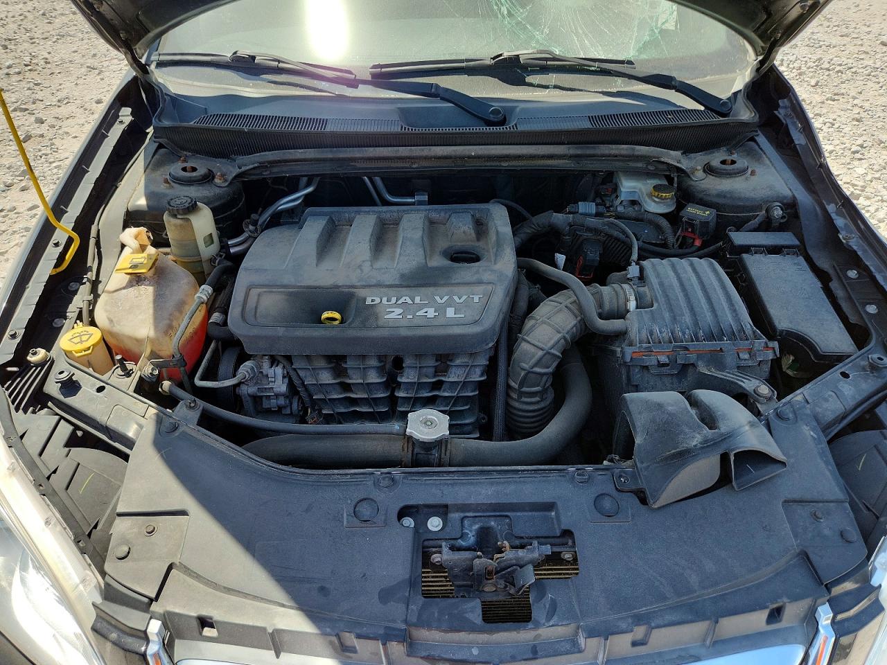 2011 CHRYSLER 200
