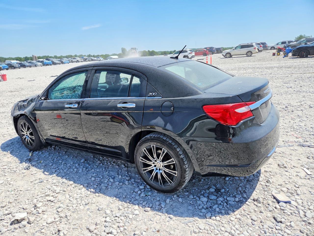 2011 CHRYSLER 200