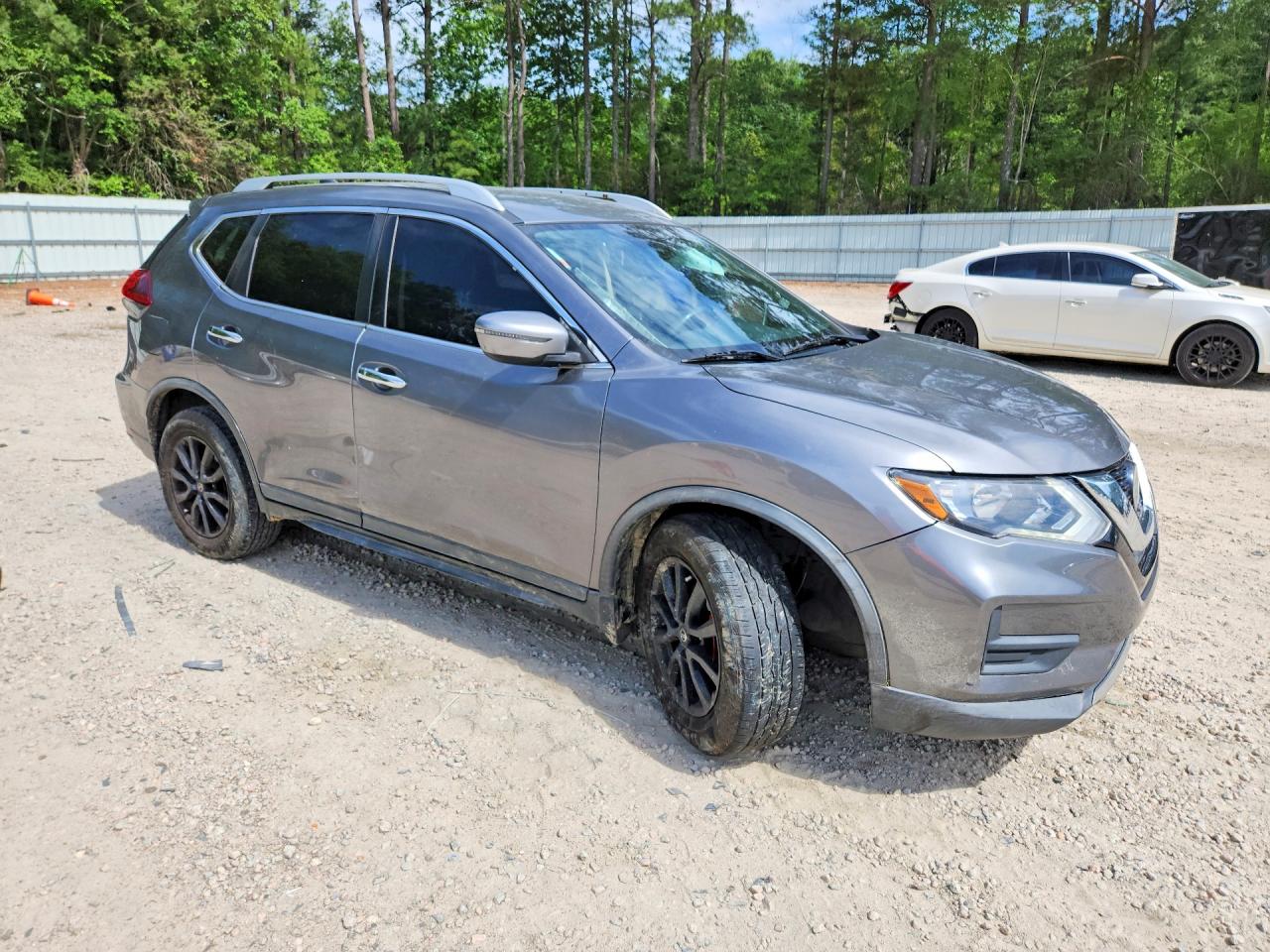 2019 NISSAN ROGUE