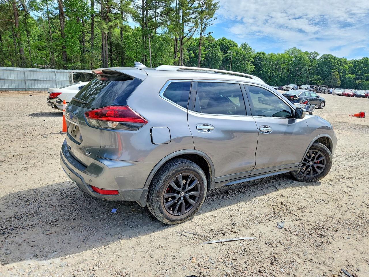2019 NISSAN ROGUE