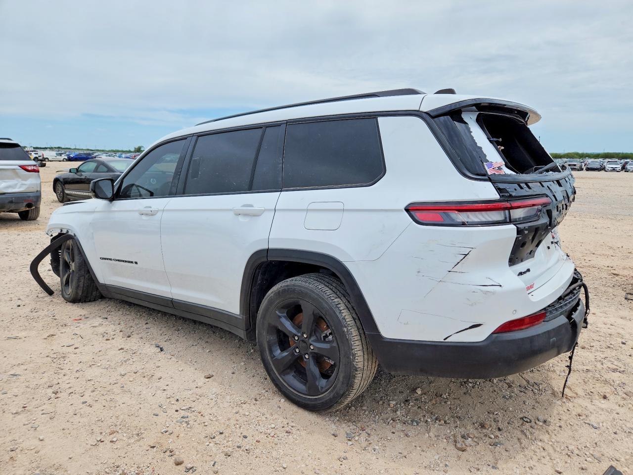 2023 JEEP CHEROKEE