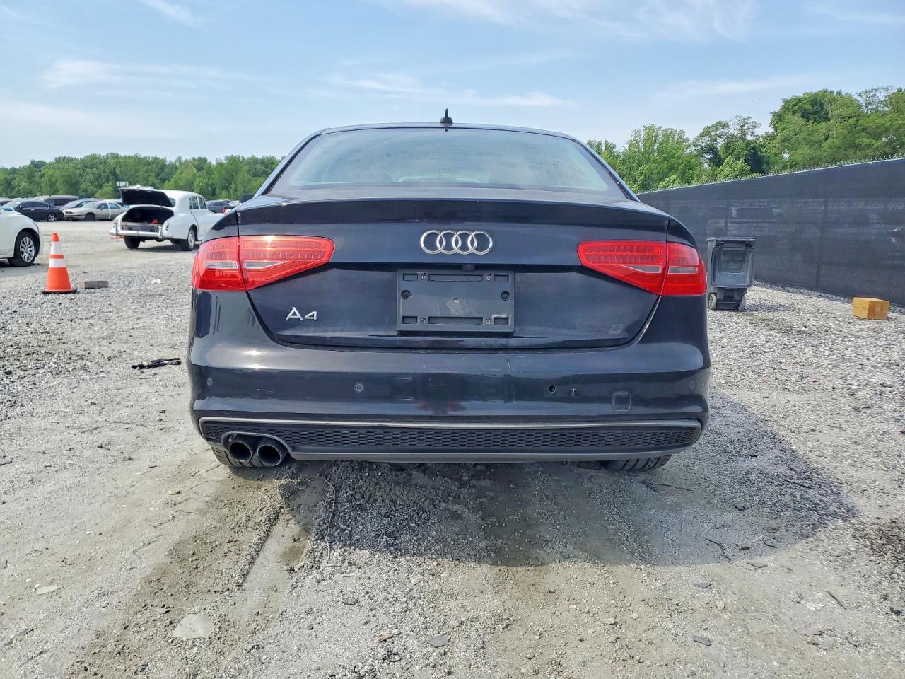 2015 AUDI A4
