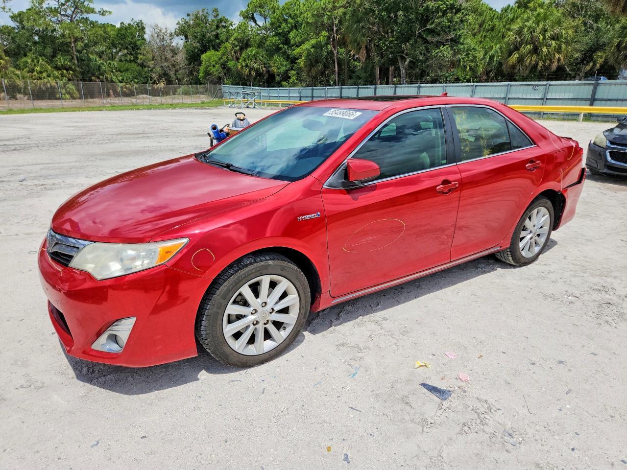 2013 TOYOTA CAMRY SOLA