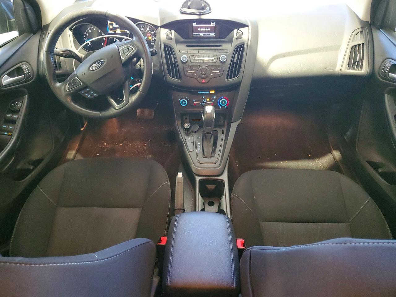 2016 FORD FOCUS