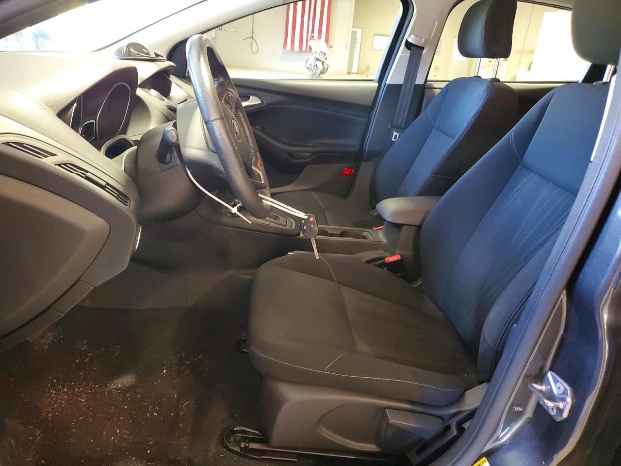 2016 FORD FOCUS