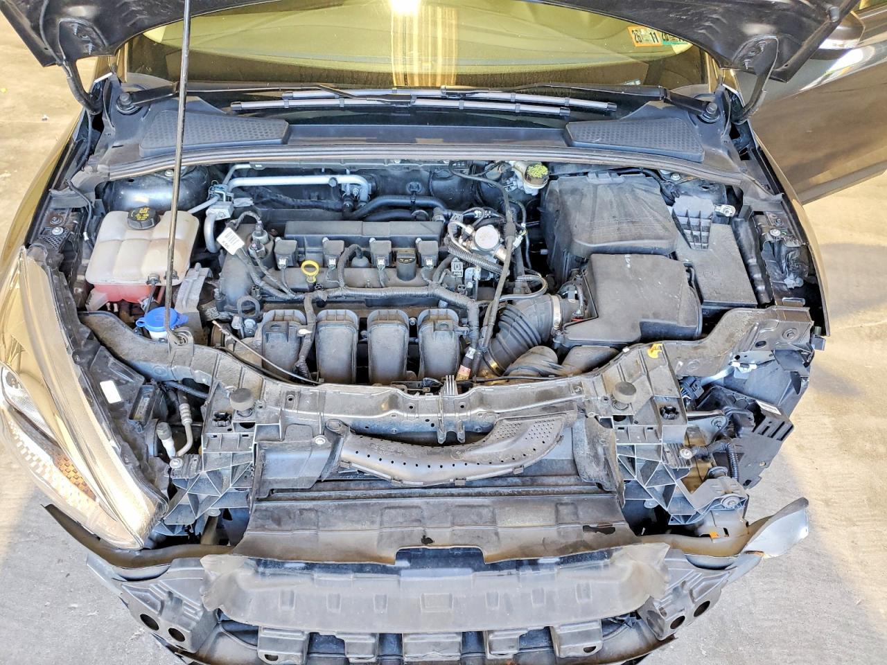2016 FORD FOCUS