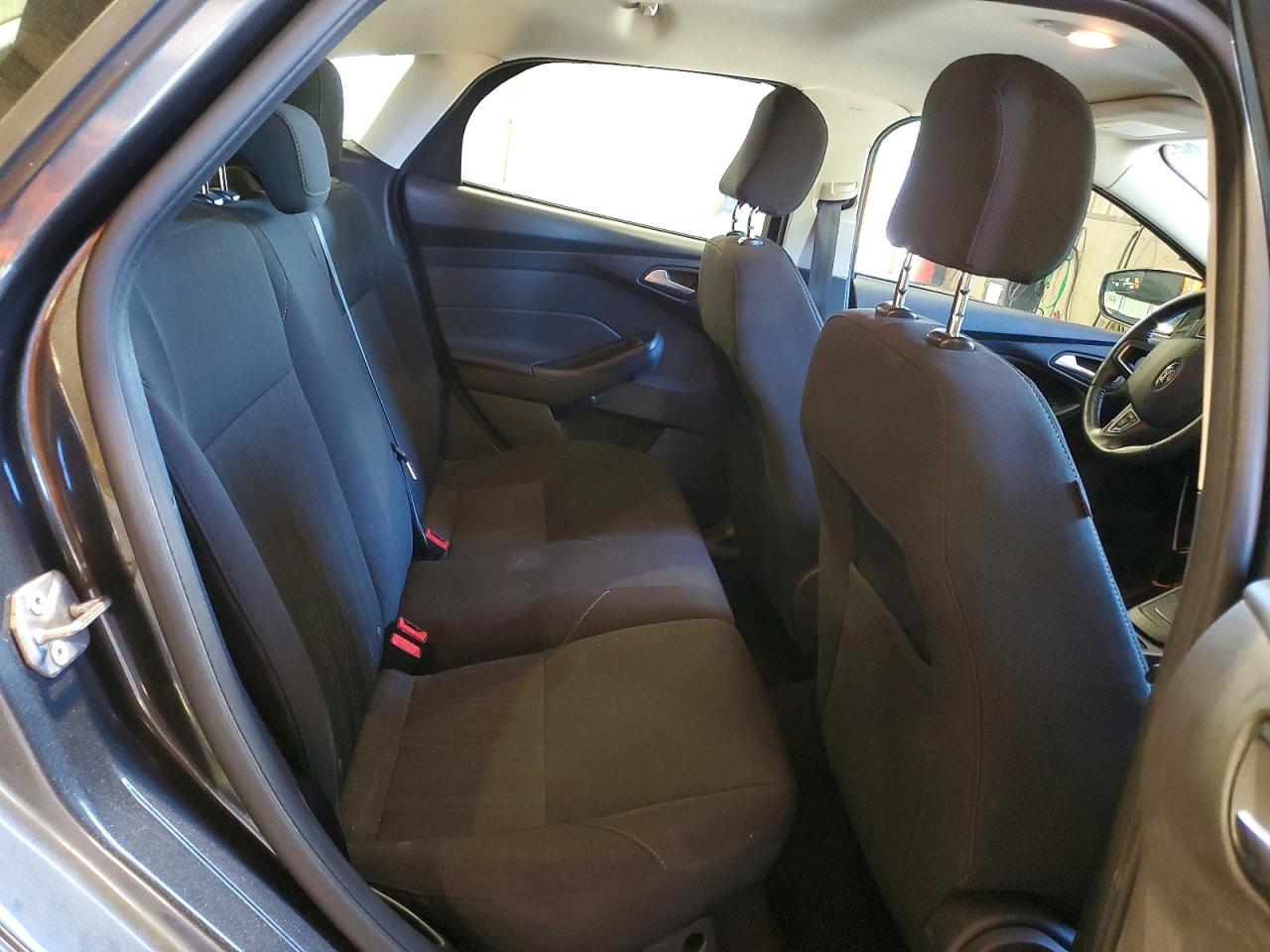 2016 FORD FOCUS