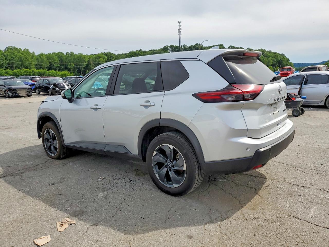 2024 NISSAN ROGUE