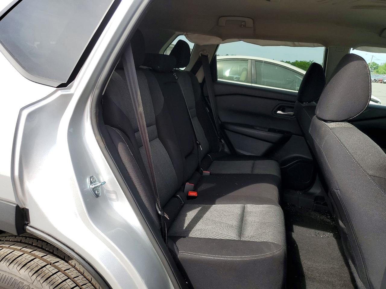 2024 NISSAN ROGUE