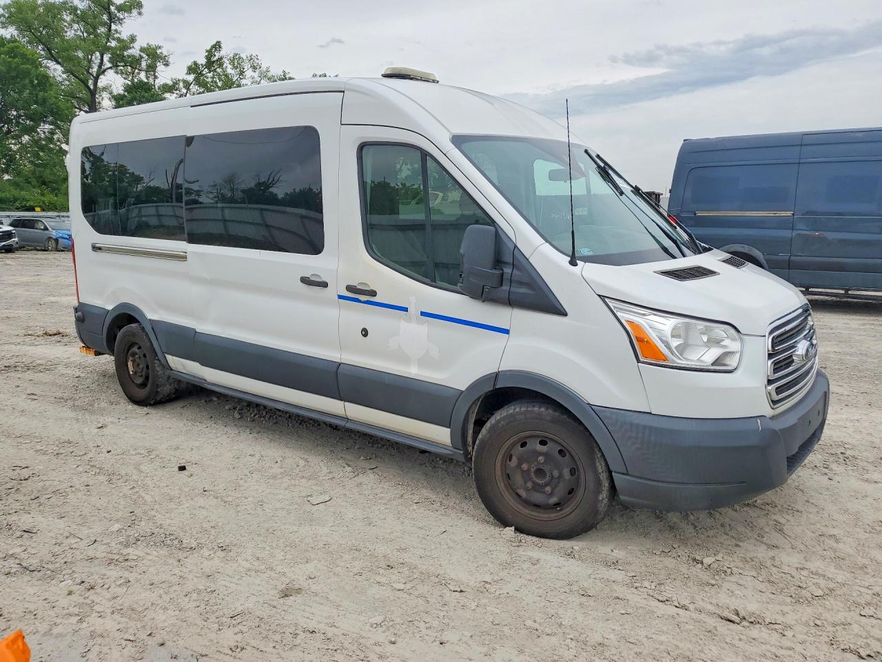 2016 FORD TRANSIT