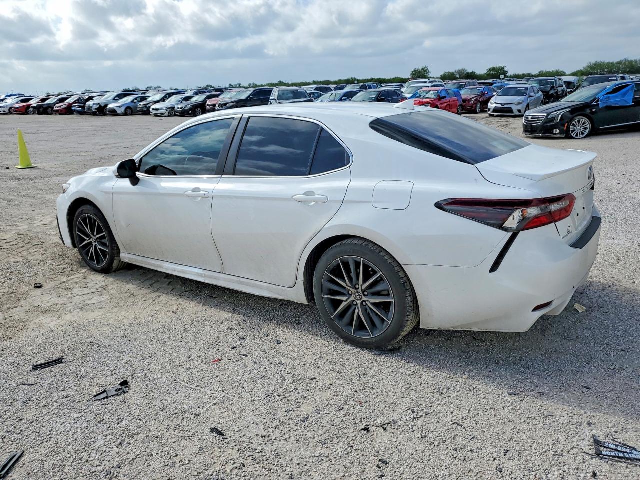 2022 TOYOTA CAMRY