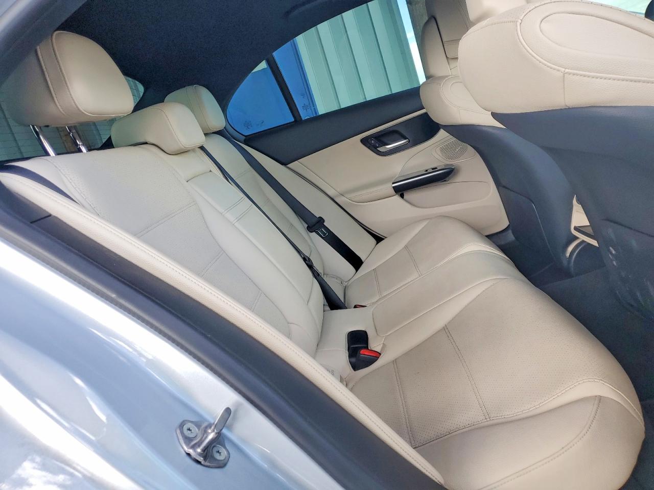 2023 MERCEDES-BENZ C-CLASS