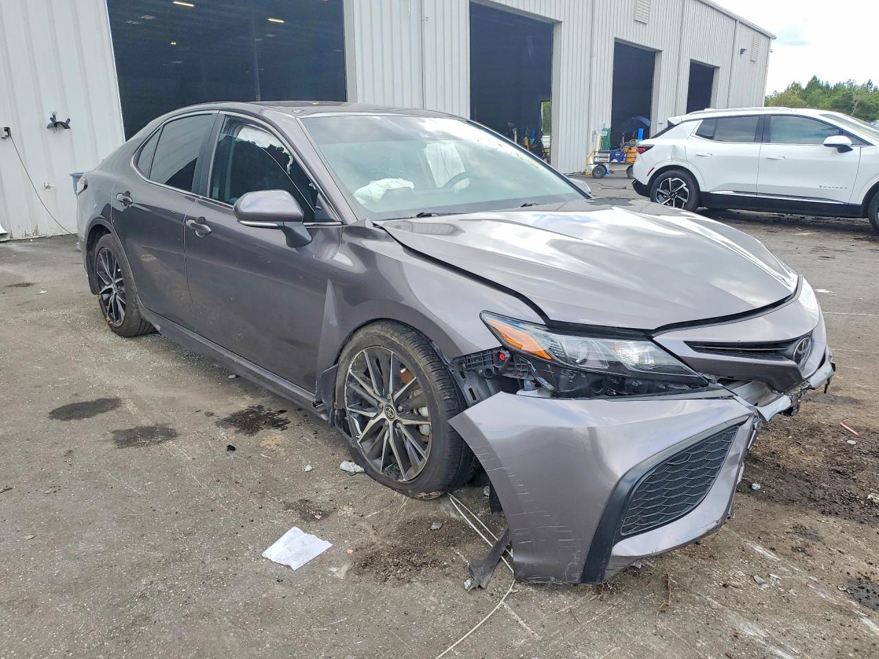 2024 TOYOTA CAMRY