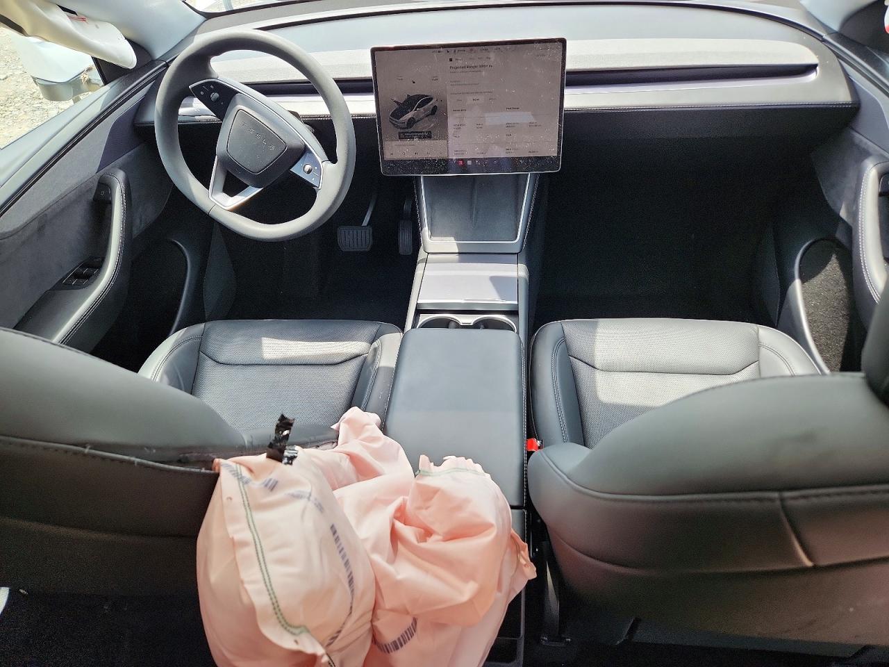 2026 TESLA MODEL Y