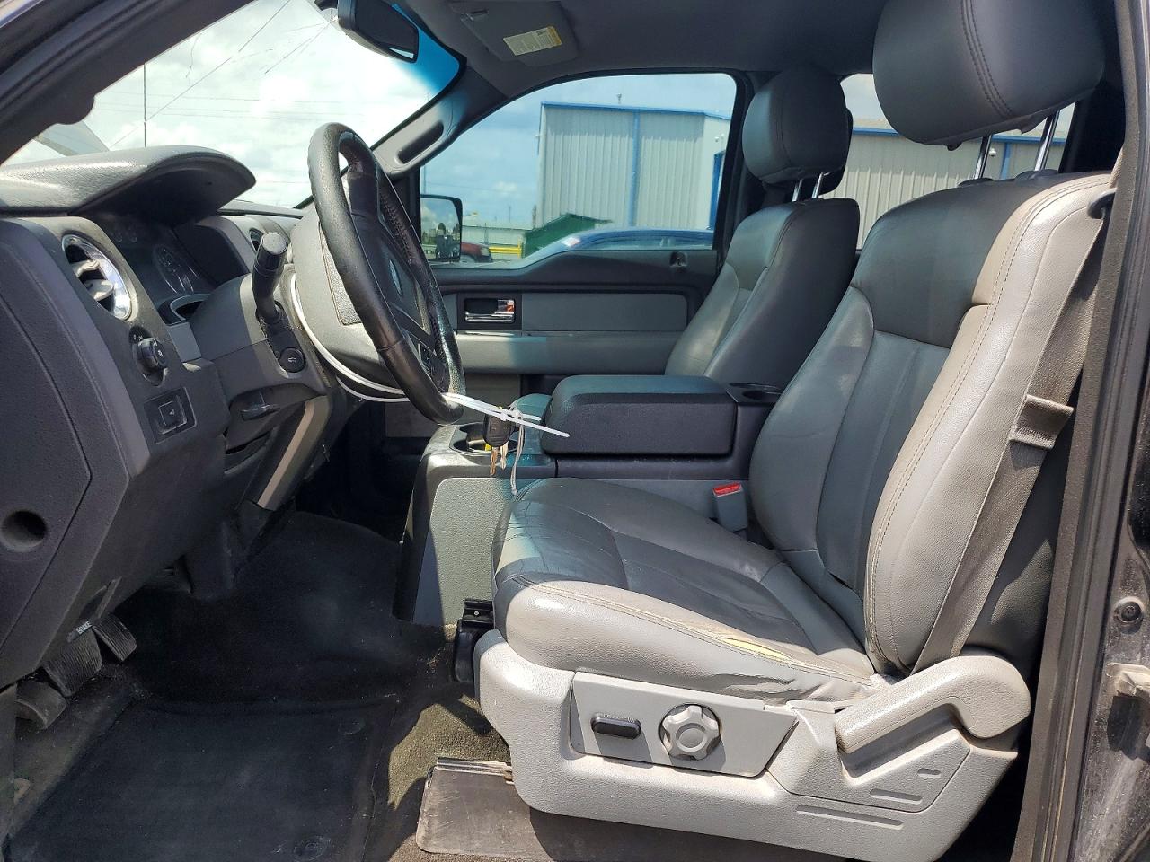 2014 FORD F150