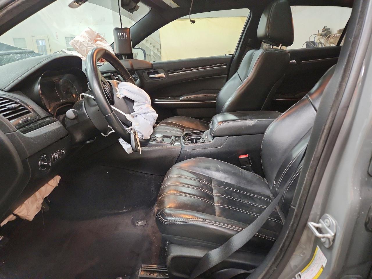 2017 CHRYSLER 300