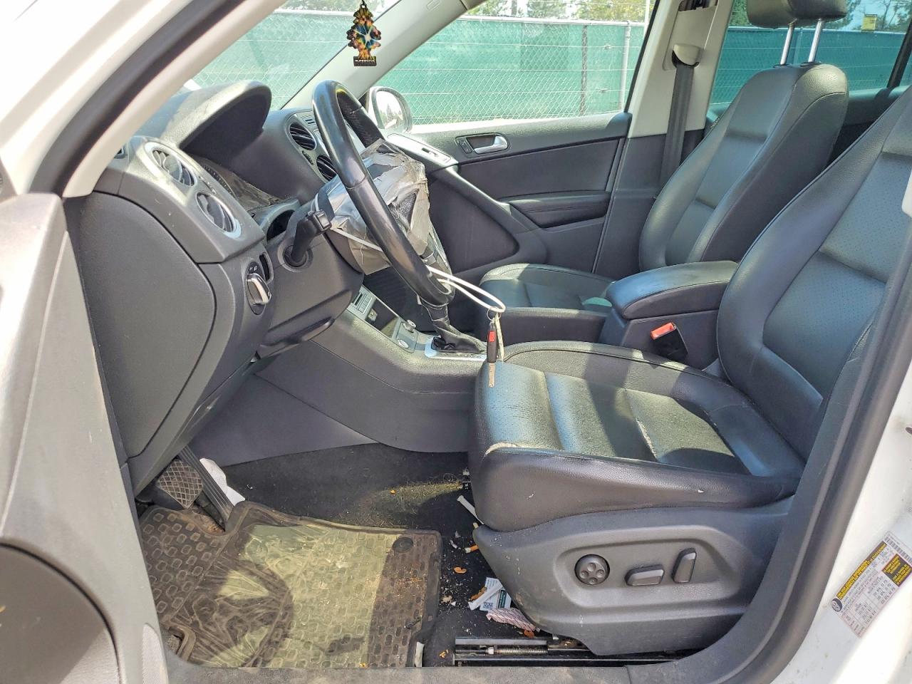 2017 VOLKSWAGEN TIGUAN