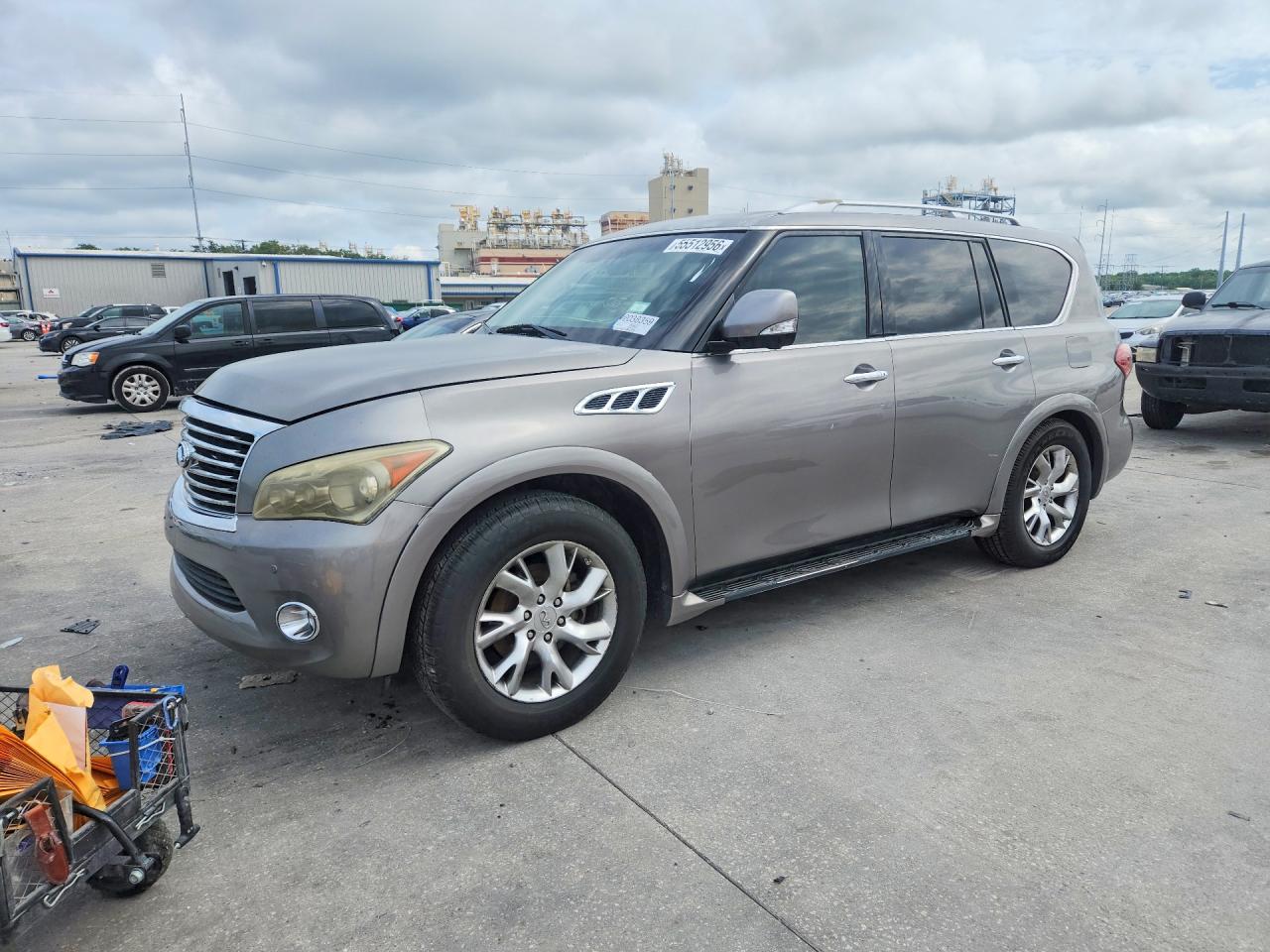 2011 INFINITI QX56