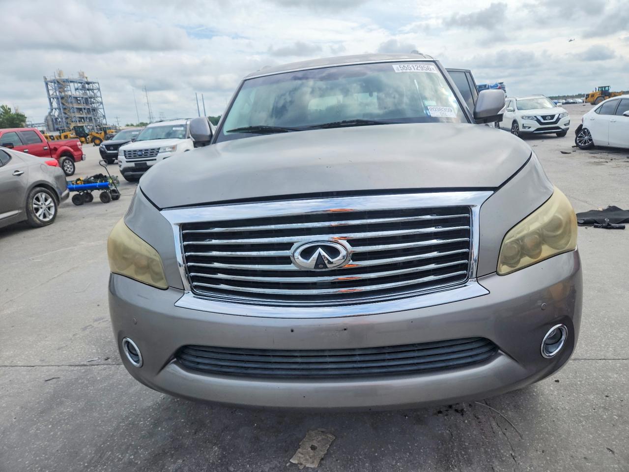 2011 INFINITI QX56