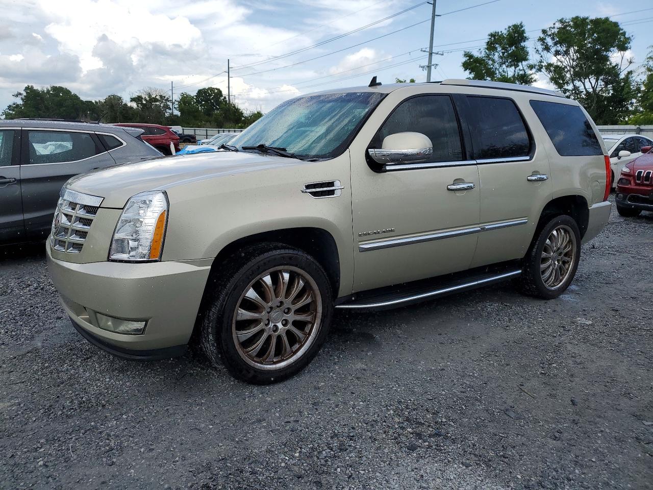 2013 CADILLAC ESCALADE
