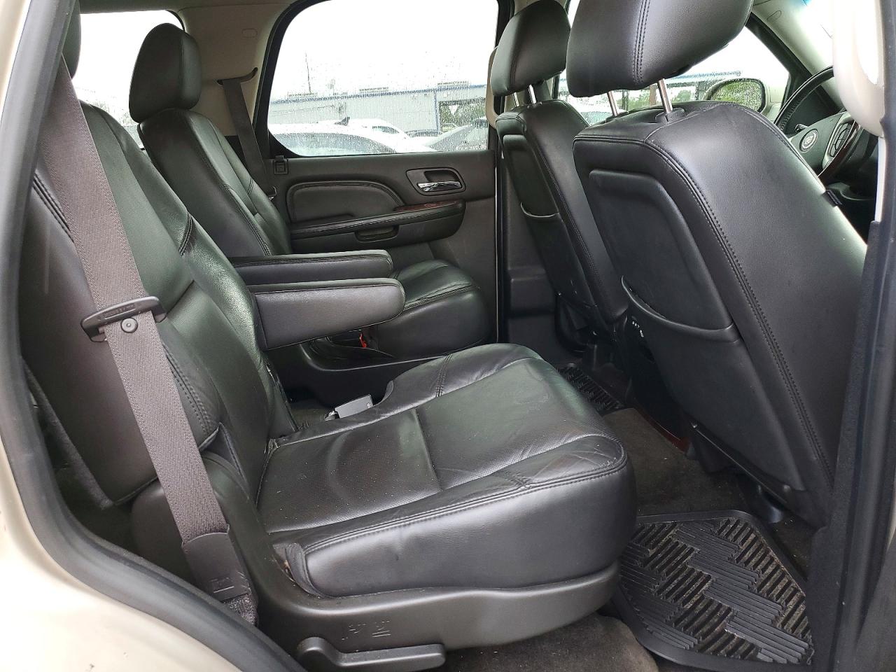 2013 CADILLAC ESCALADE