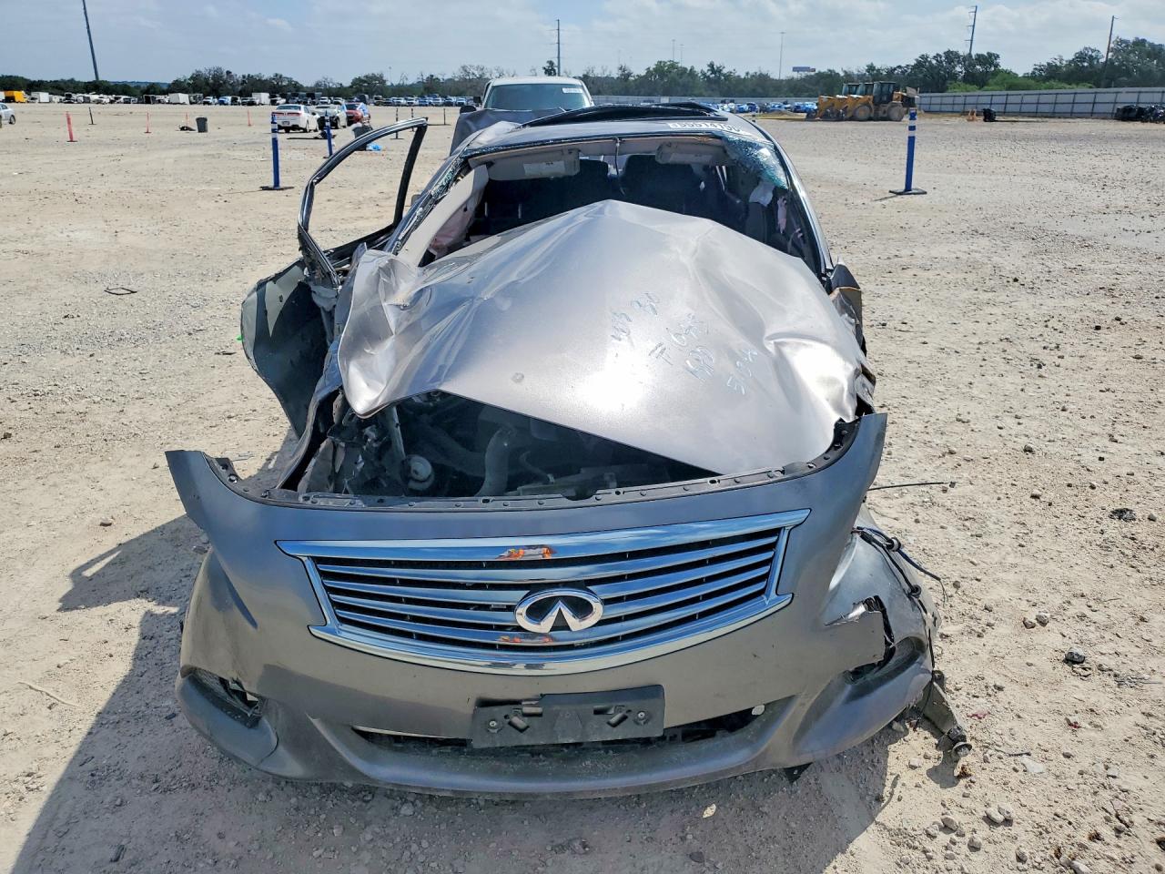 2013 INFINITI G37