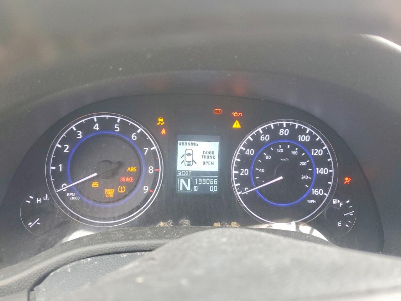 2013 INFINITI G37