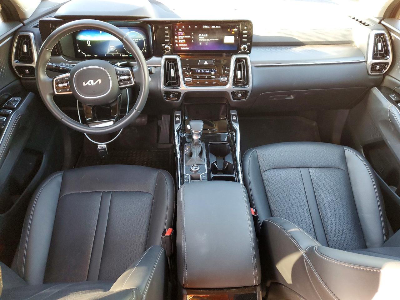 2023 KIA SORENTO