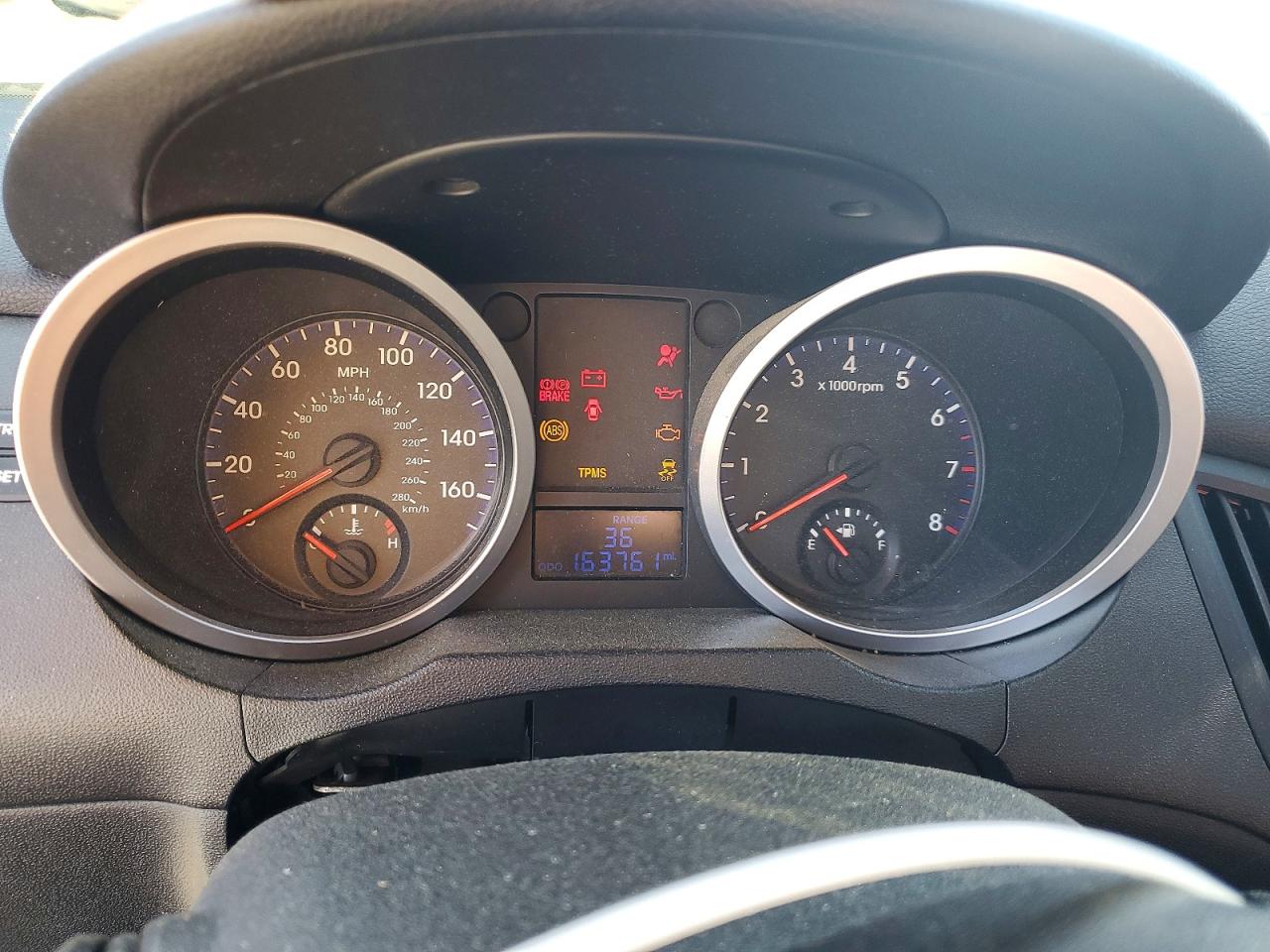 2010 HYUNDAI GENESIS