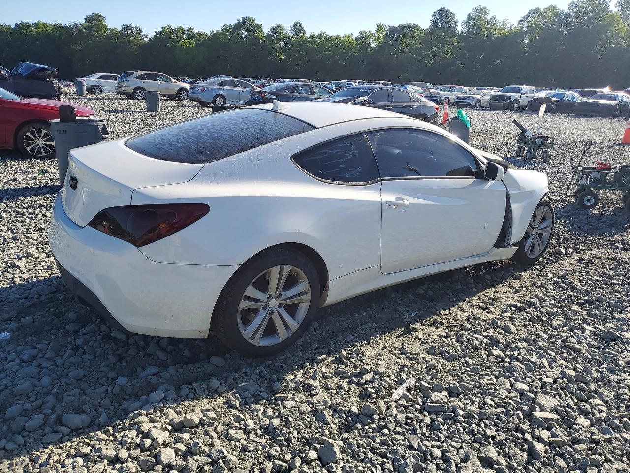 2010 HYUNDAI GENESIS