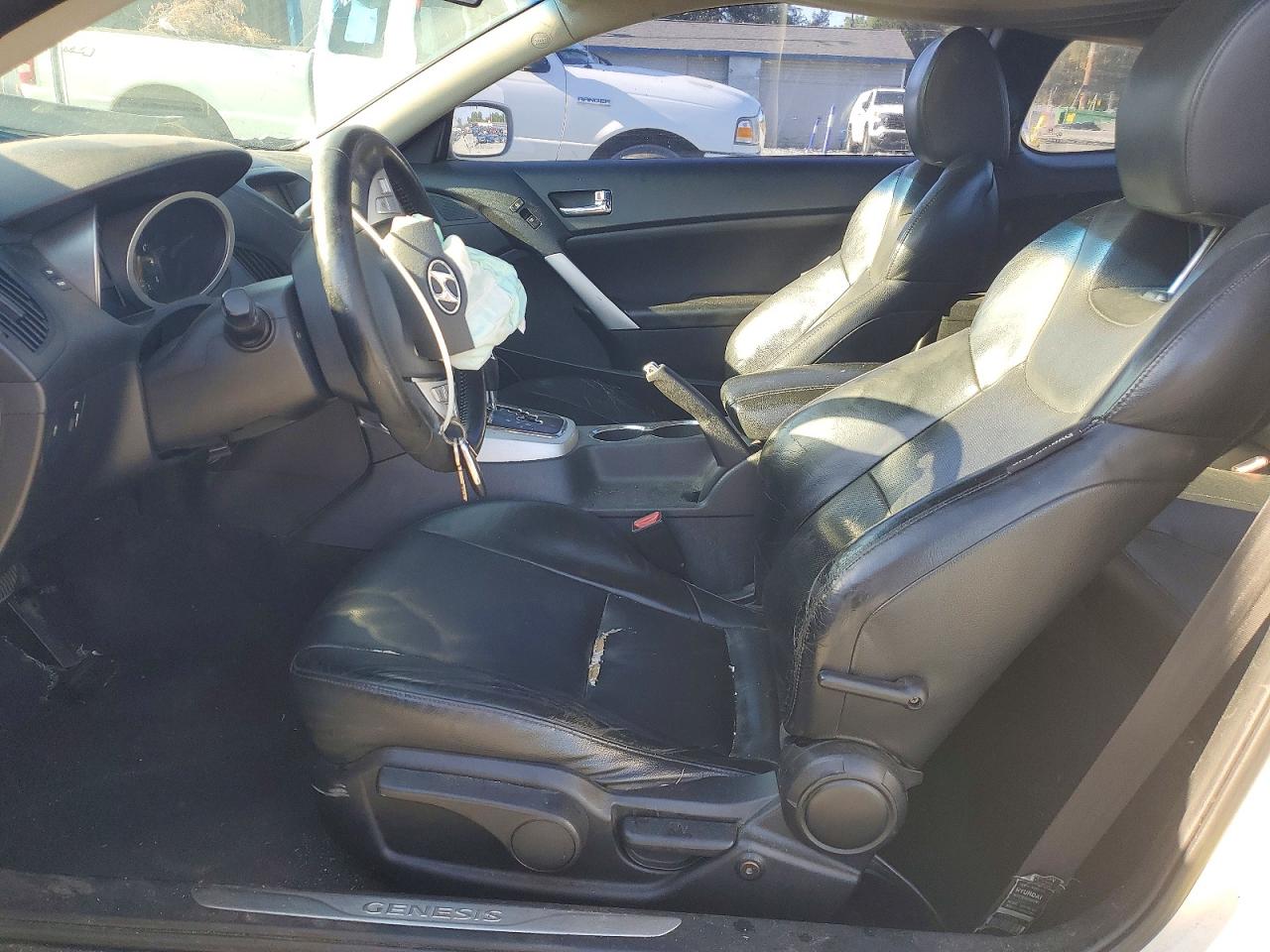2010 HYUNDAI GENESIS