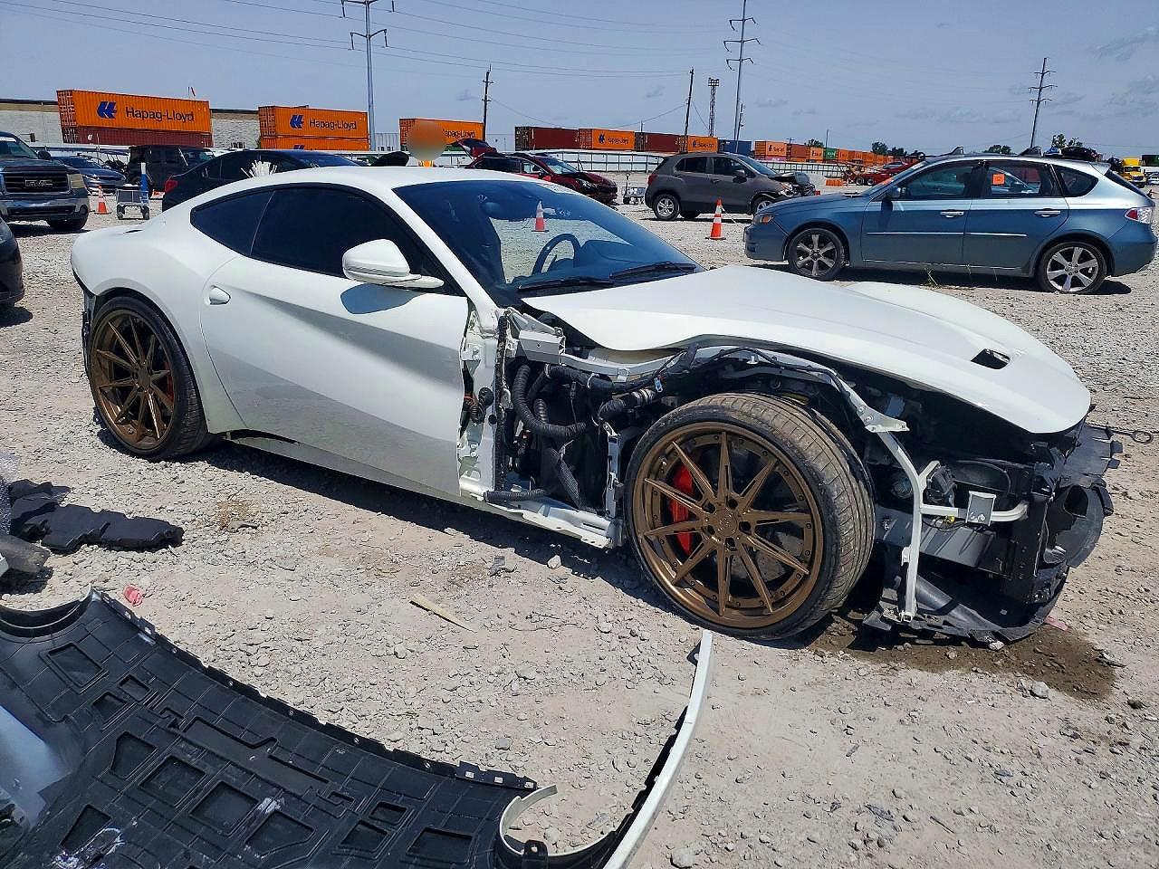 2014 FERRARI F12