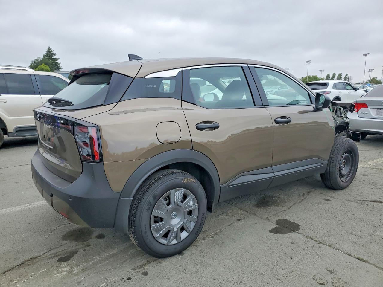 2026 NISSAN KICKS