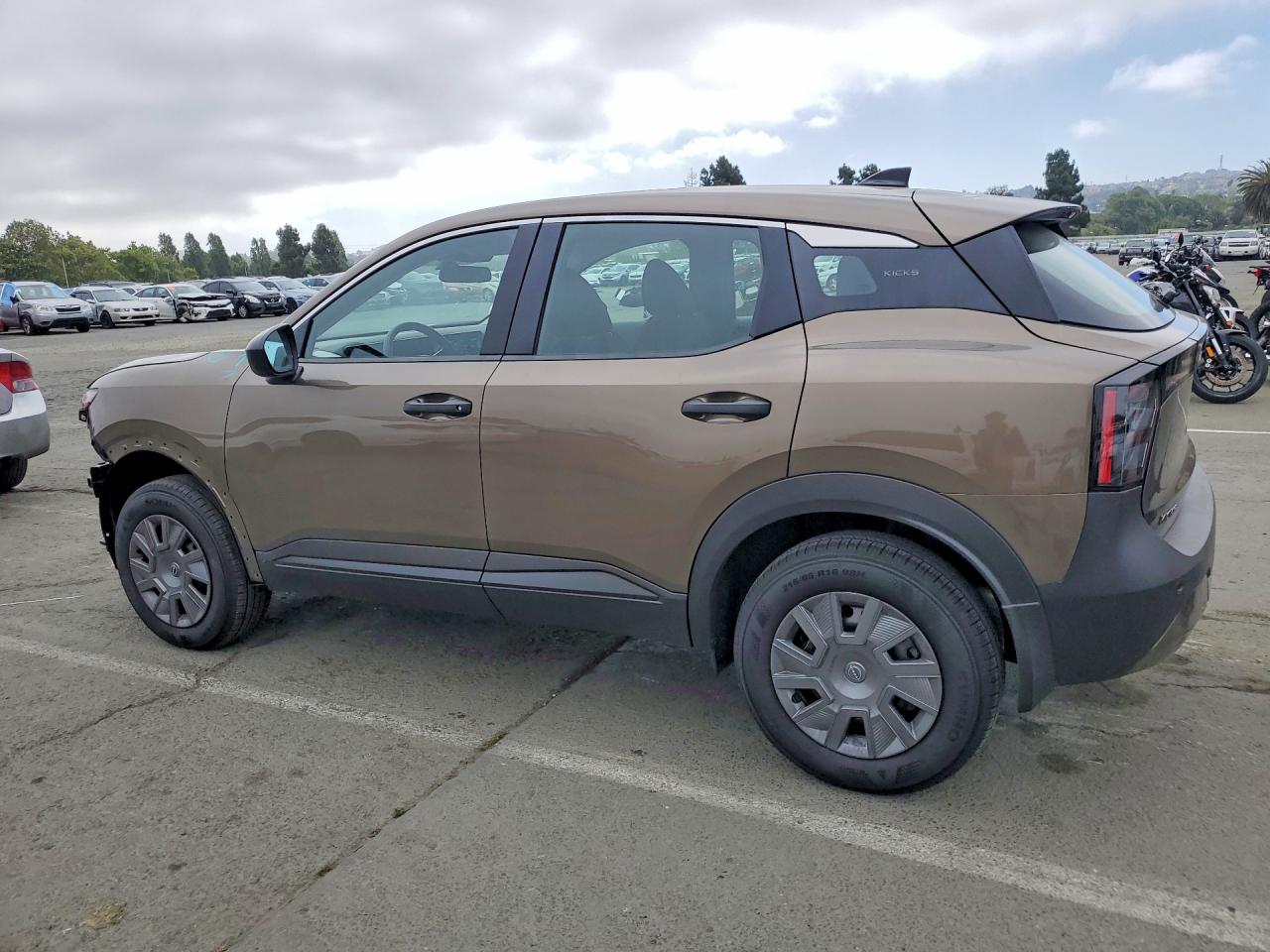 2026 NISSAN KICKS