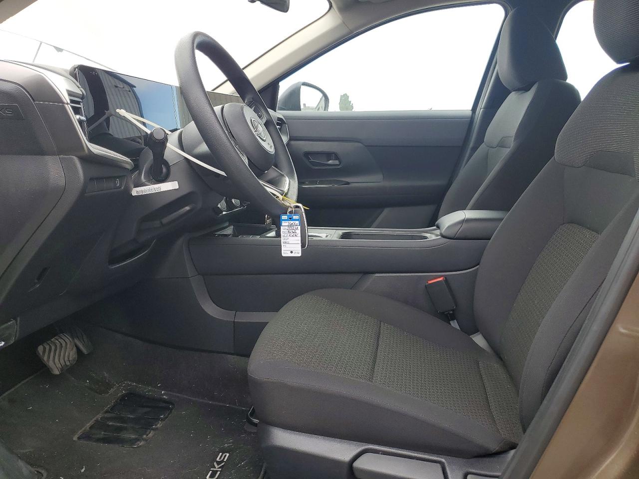 2026 NISSAN KICKS