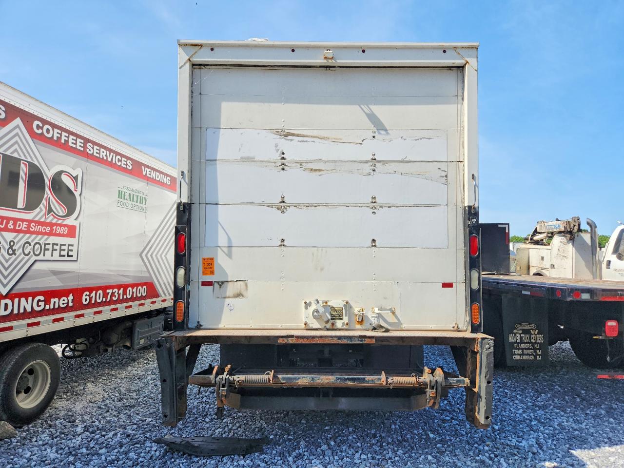 2017 ISUZU NPR