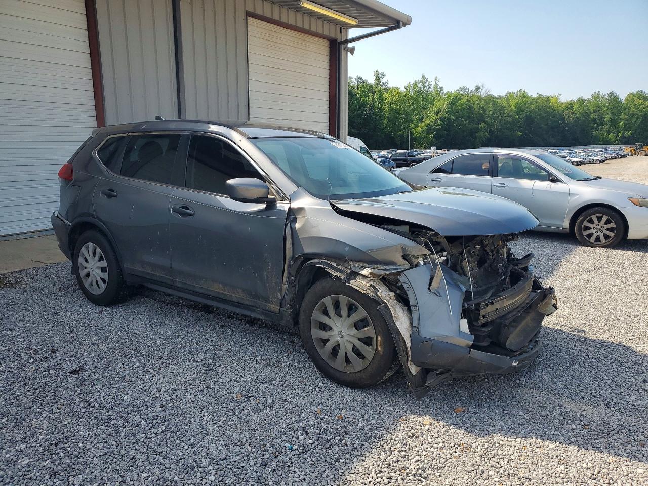 2018 NISSAN ROGUE
