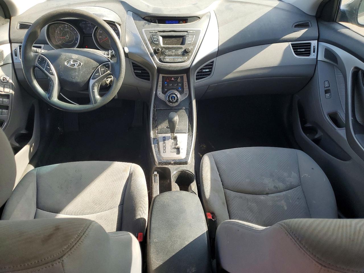 2013 HYUNDAI ELANTRA