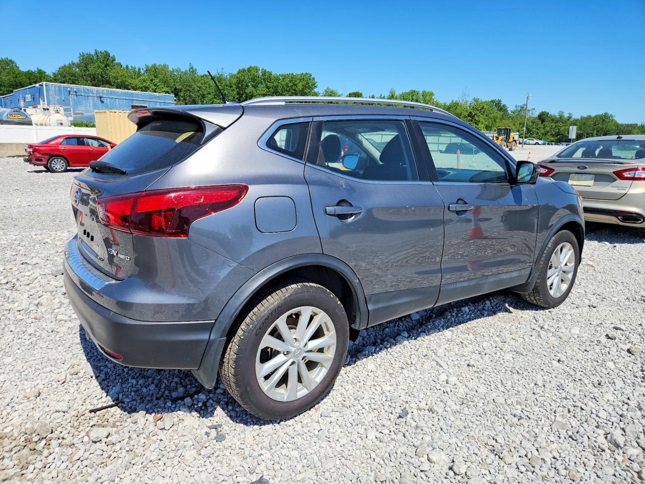 2017 NISSAN ROGUE