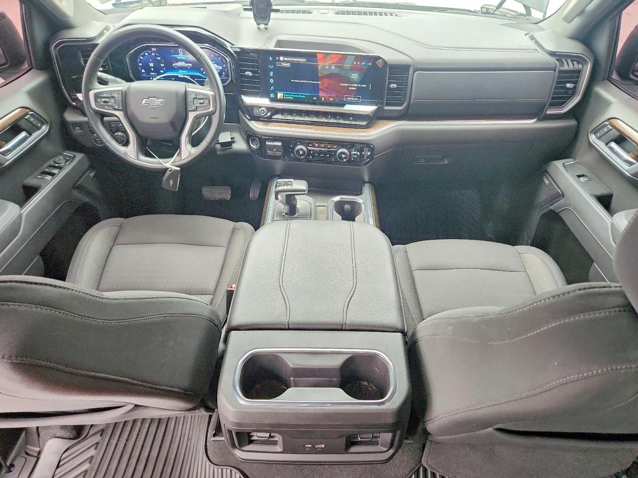 2025 CHEVROLET SILVERADO