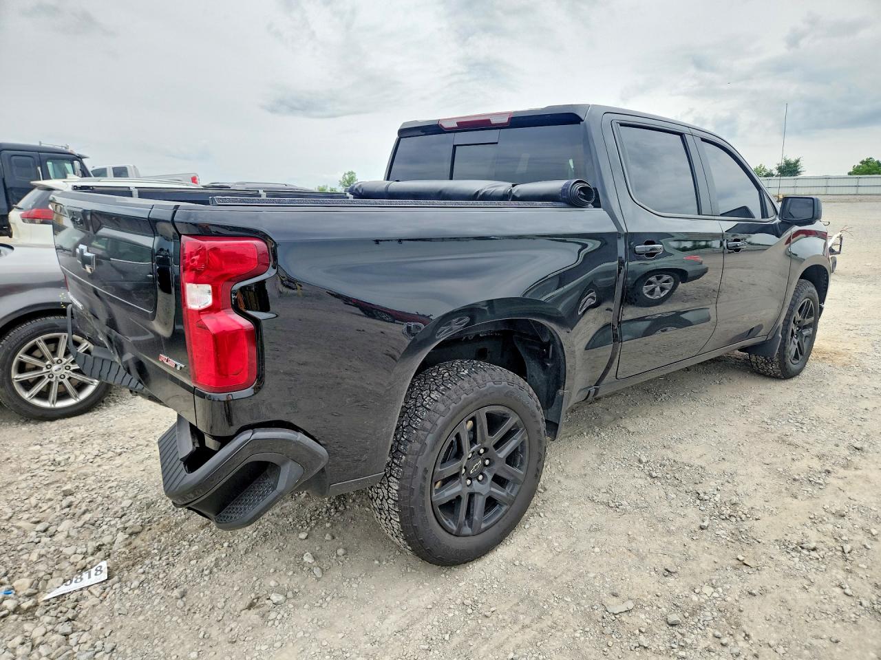 2025 CHEVROLET SILVERADO