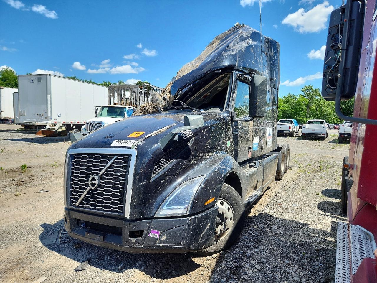 2022 VOLVO VN