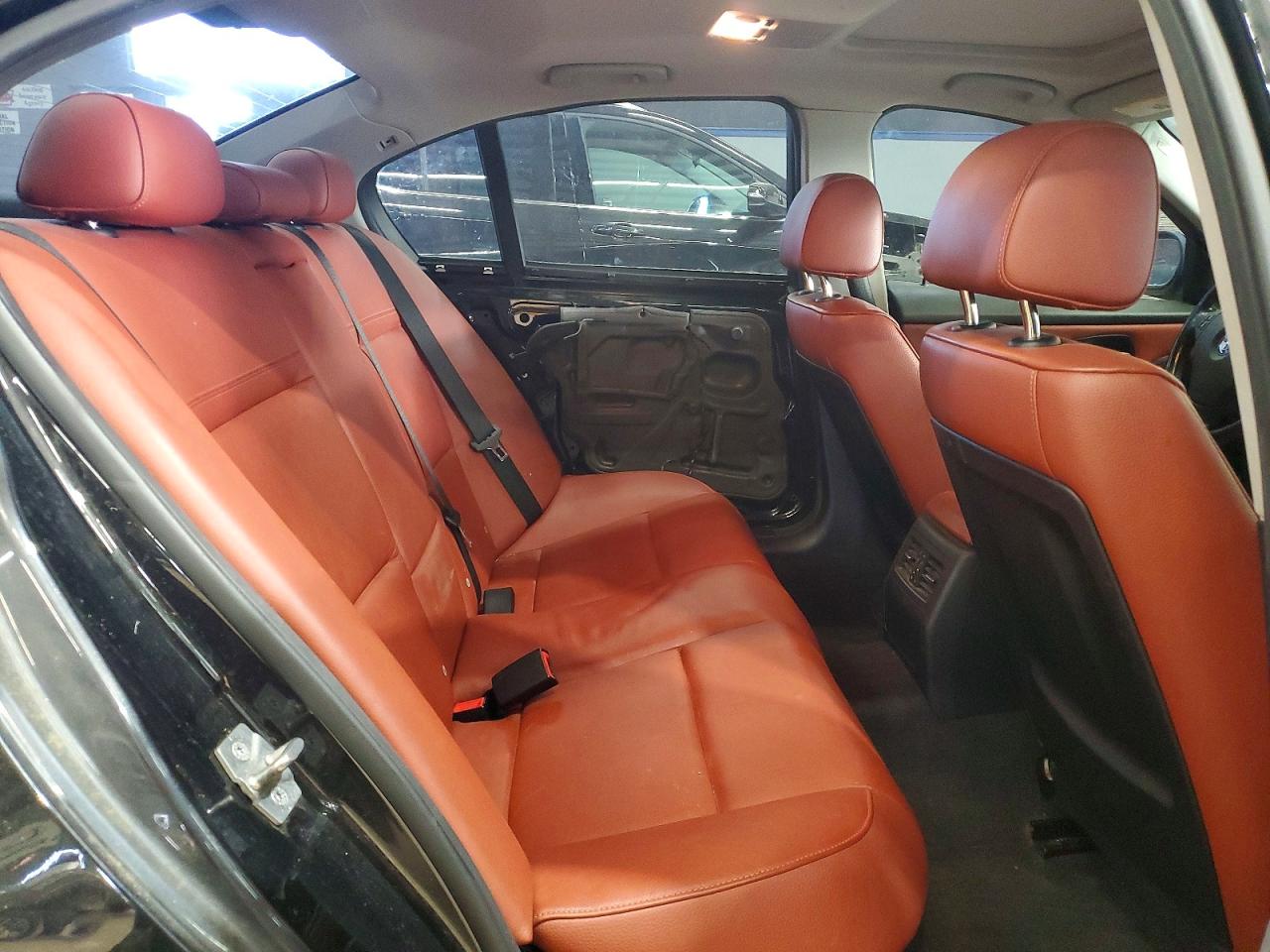 2011 BMW 3 SERIES