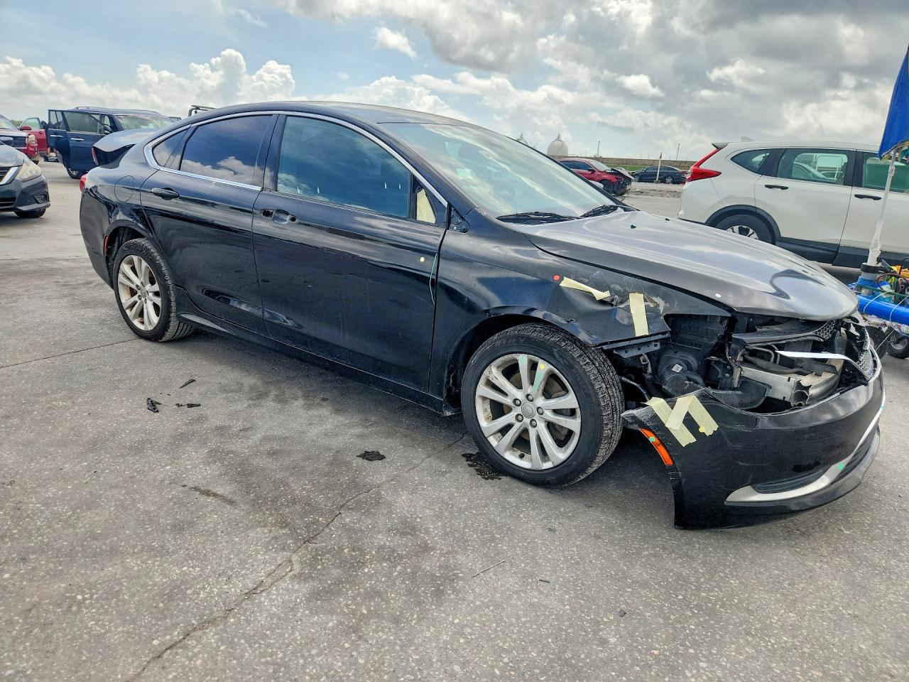 2016 CHRYSLER 200
