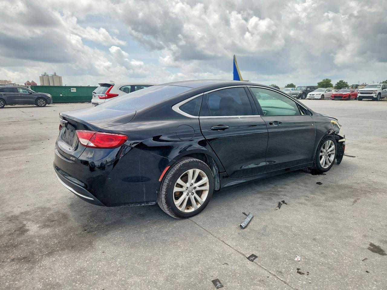 2016 CHRYSLER 200