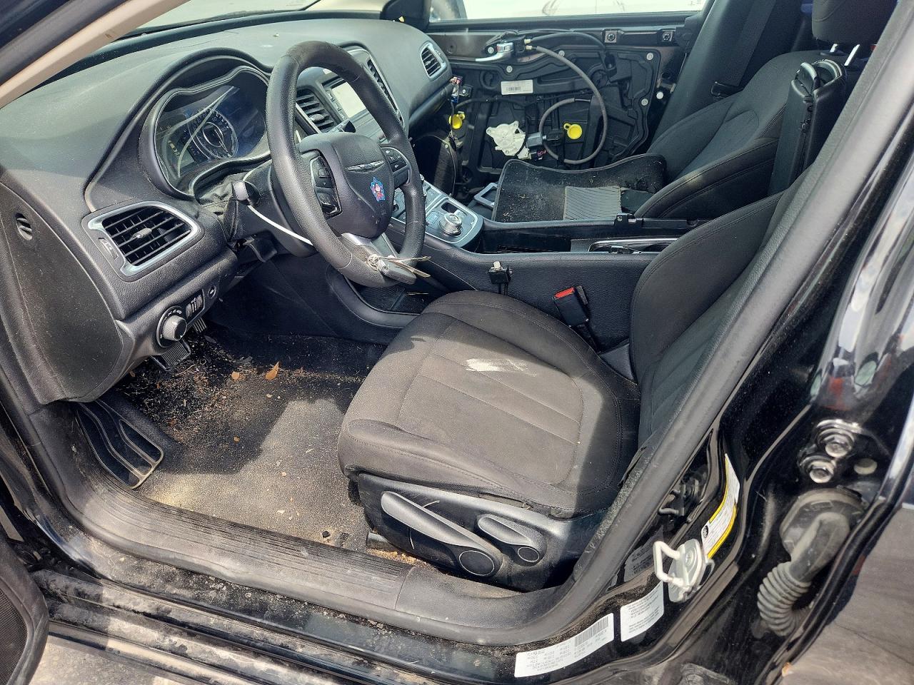 2016 CHRYSLER 200