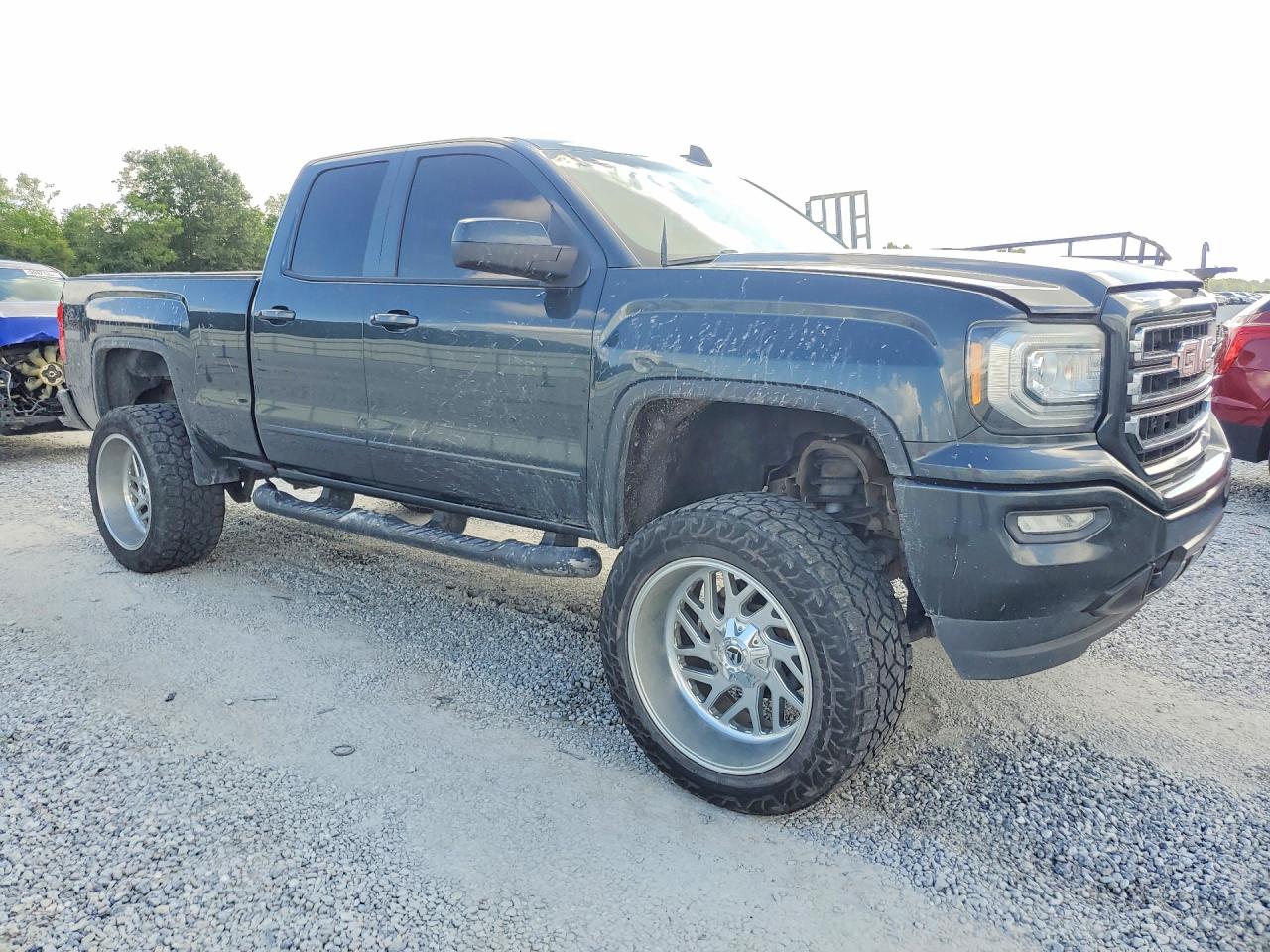 2018 GMC SIERRA