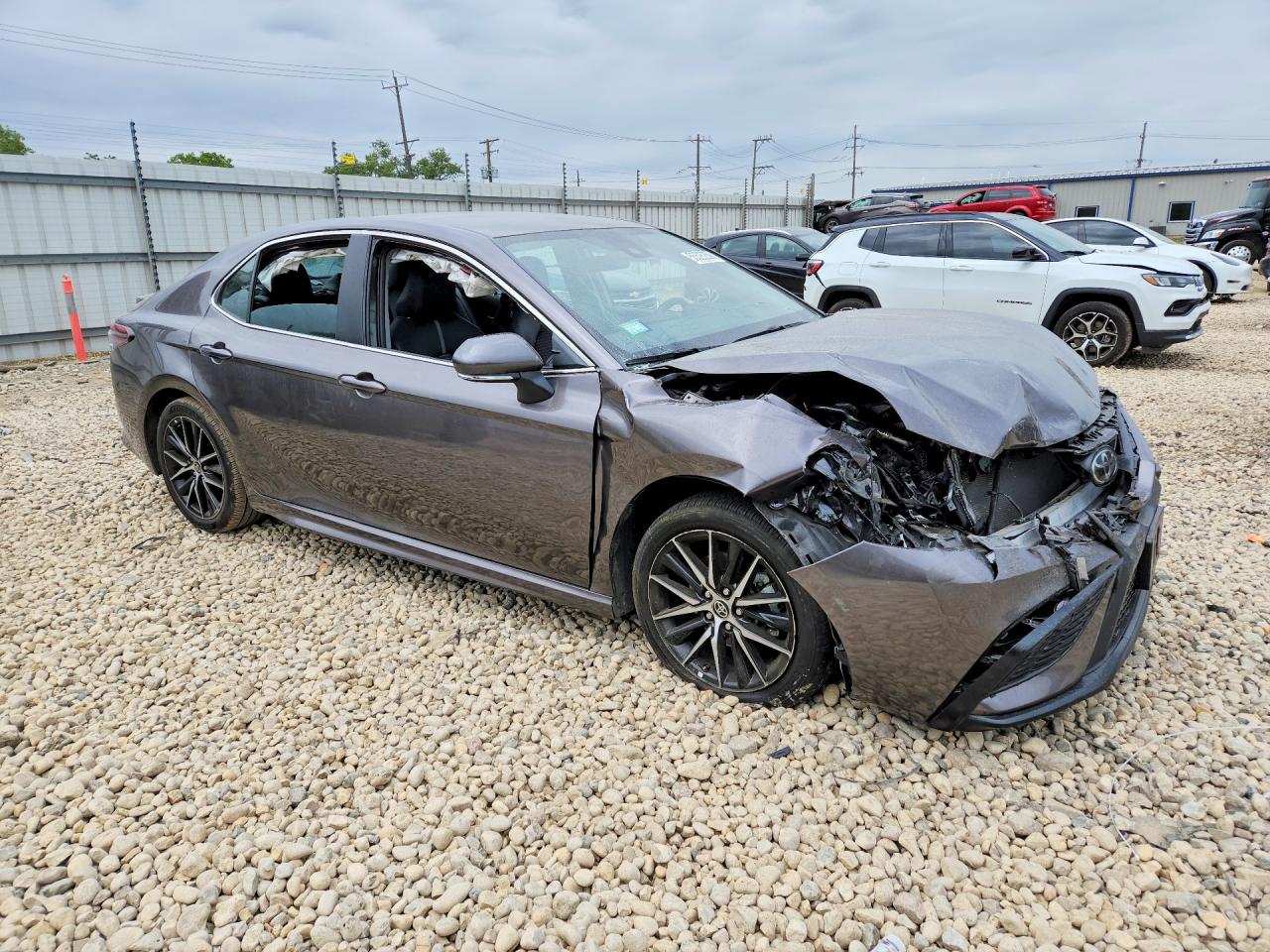 2024 TOYOTA CAMRY