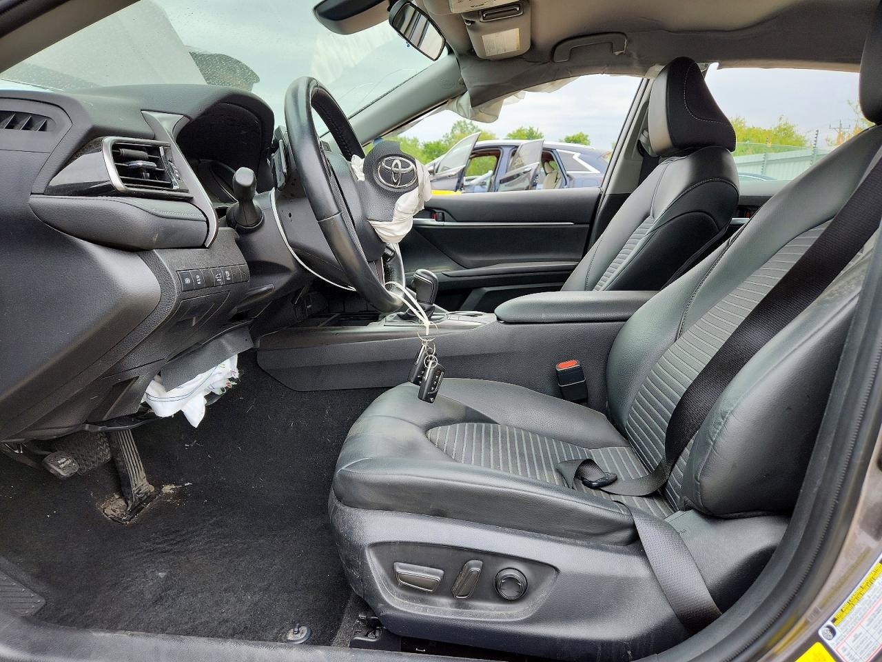2024 TOYOTA CAMRY